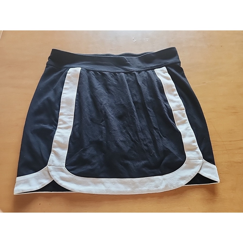 WOMEN'S BELYN KEY PANEL SKORT, SIZE: M, COLOR: Black With White‎ Trim